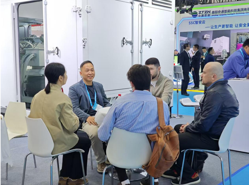 亚新官网app登录入口